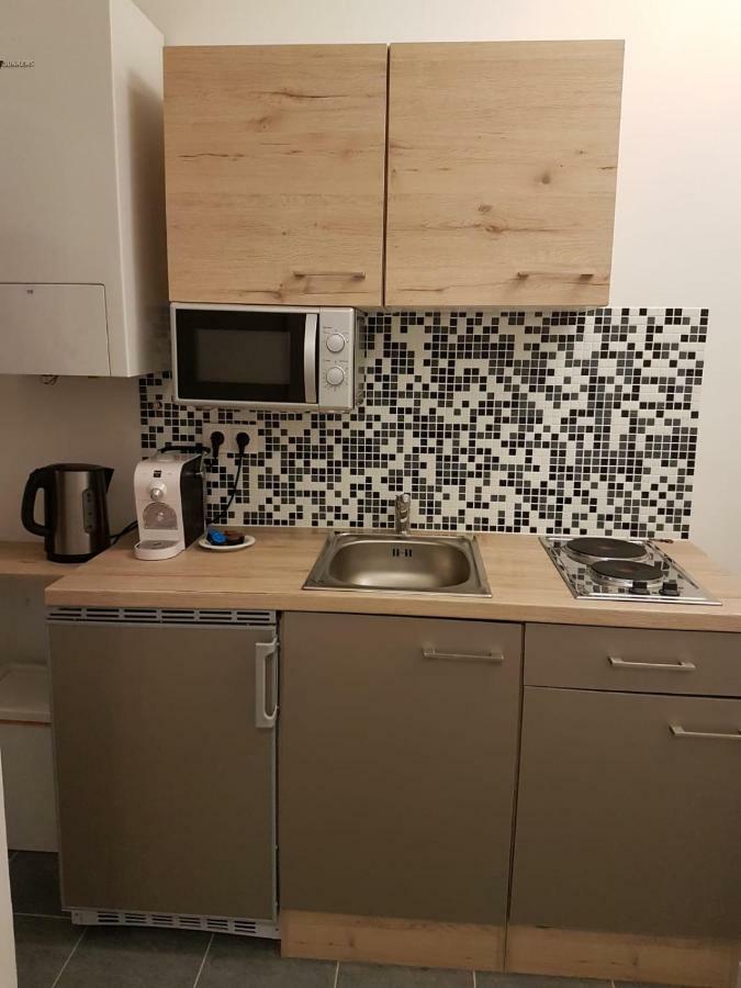 Appartement Excellent 2 Bed 12 Mins From Center Wenen